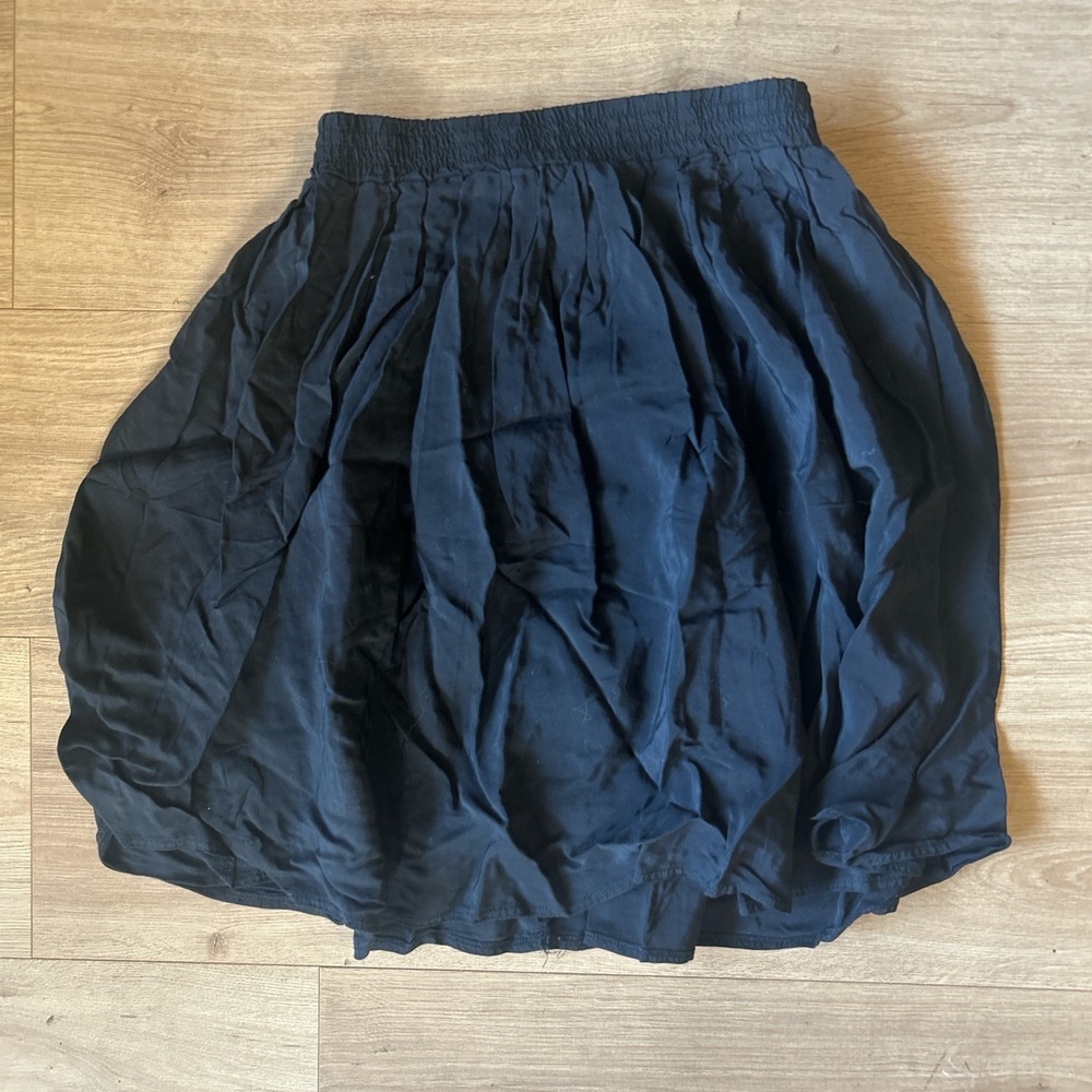 Susina Black Rayon Smocked Waist Pleated Mini Skirt